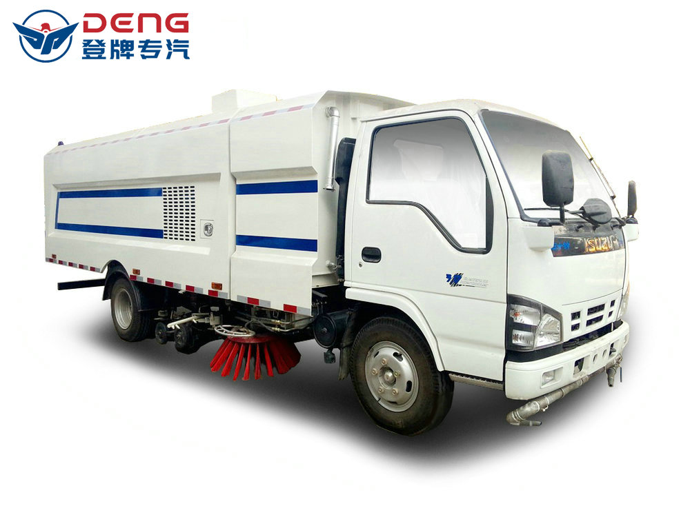 五十铃8方洗扫车