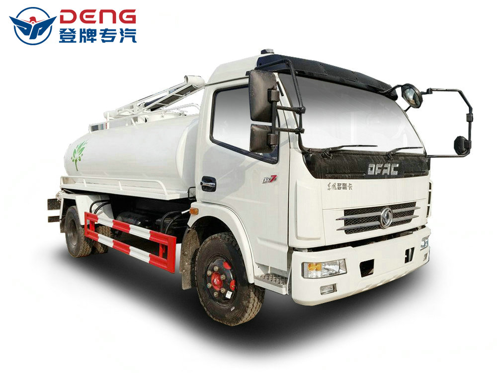 东风大多利卡(7方)CLW5081GXEE5吸粪车1