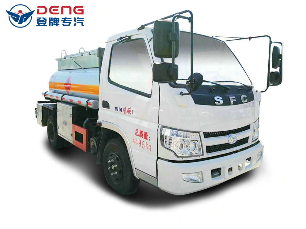 时风2.5立方CLW5040GJY5S型油罐车