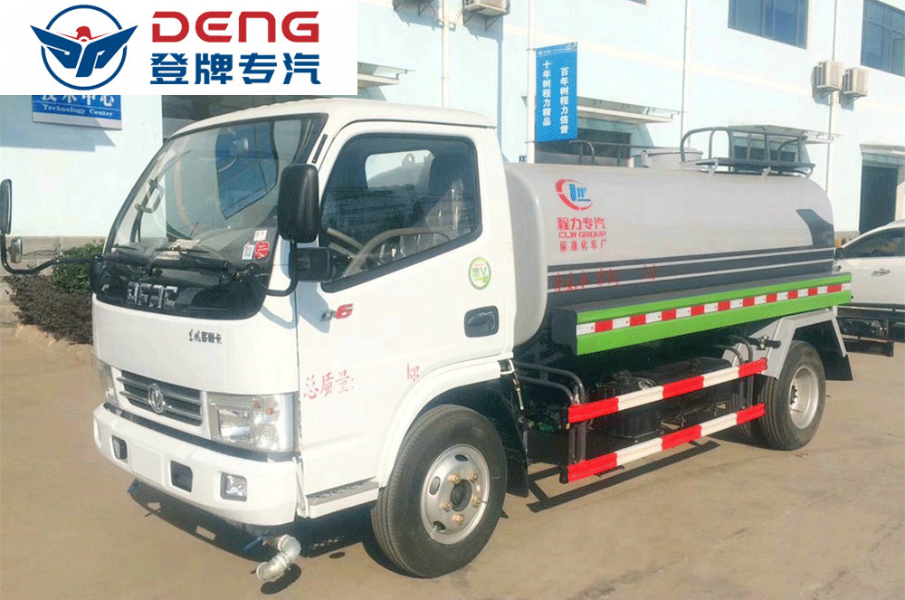 东风5方洒水车01_12