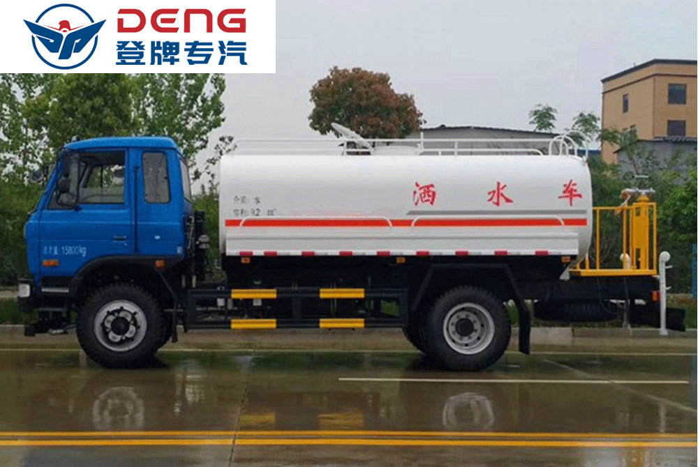 东风老款洒水车（10-15方）_13