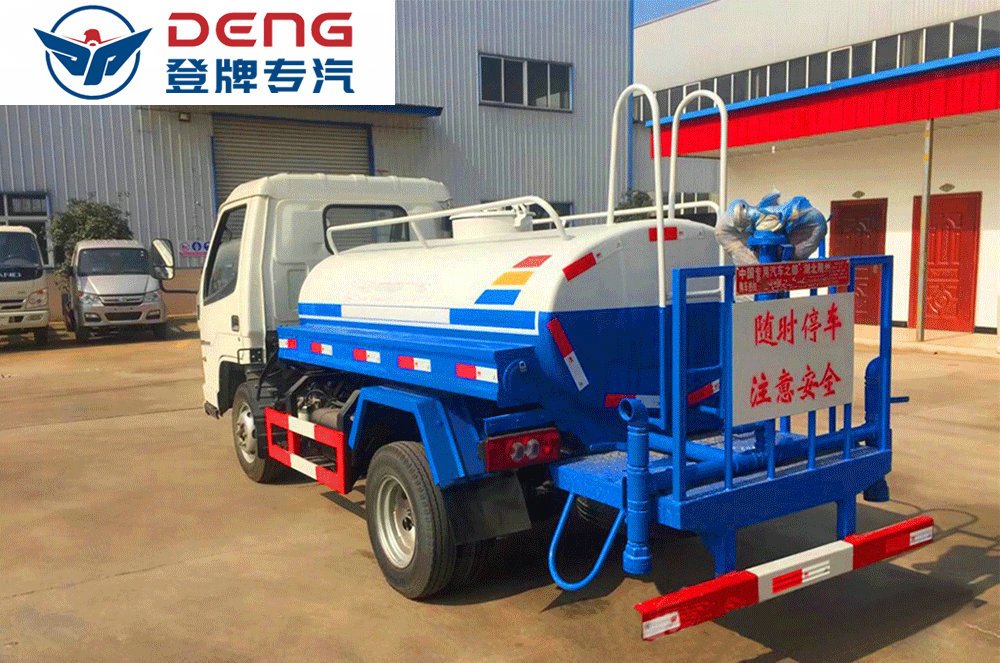 解放红塔蓝牌2方洒水车_09
