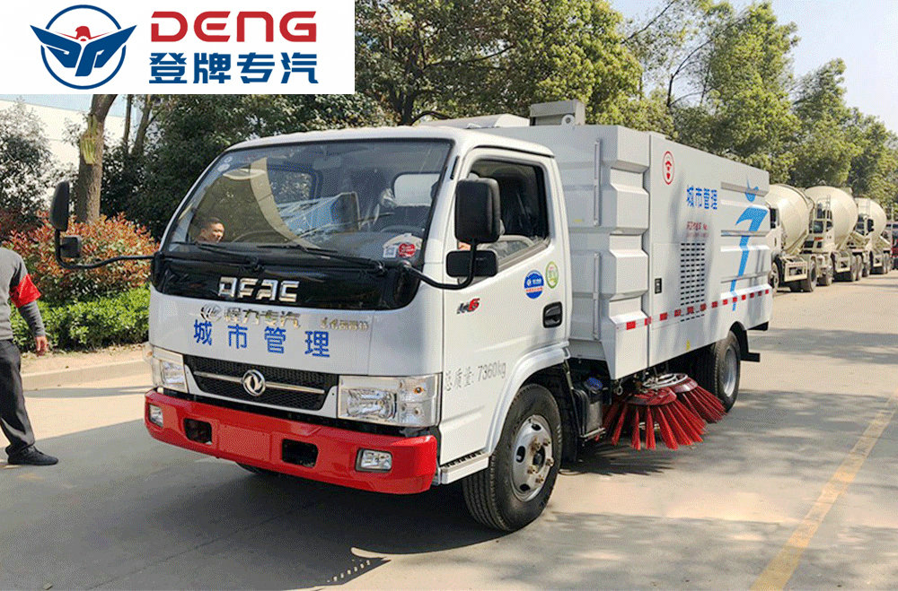 东风5方扫路车_11