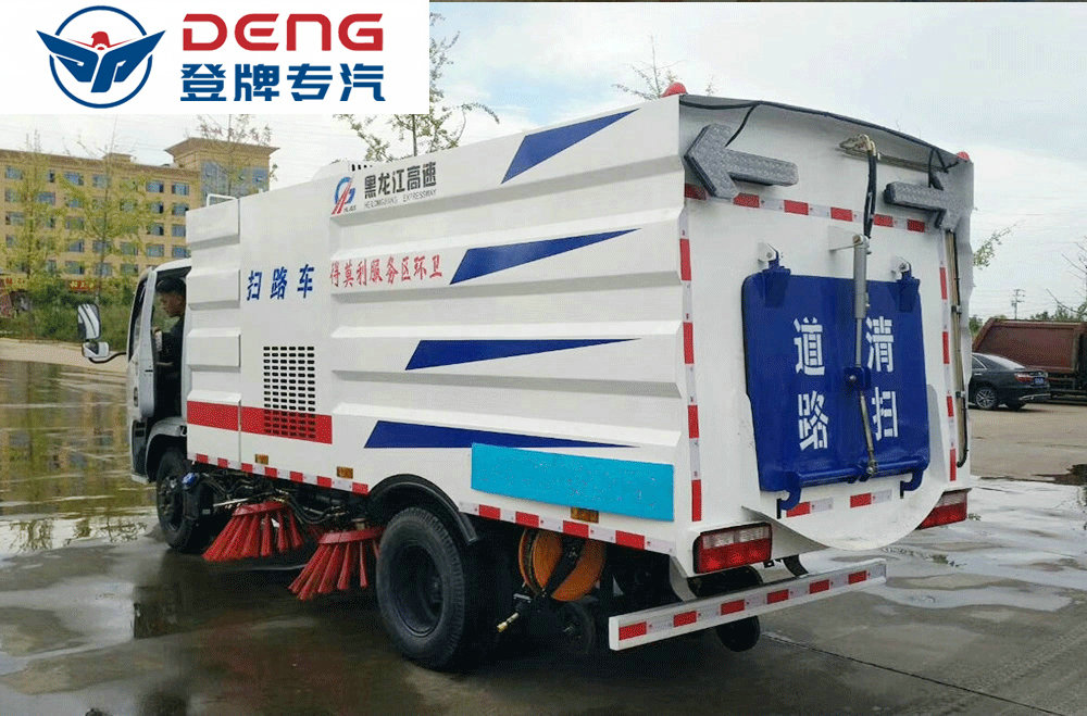 东风5方扫路车_16