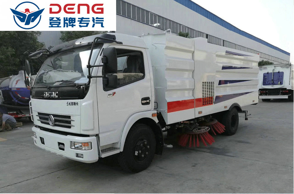 东风8方扫路车_06