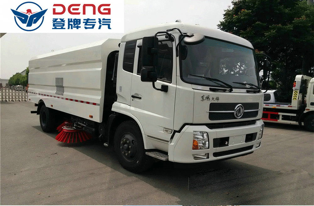 东风天锦12方扫路车_07