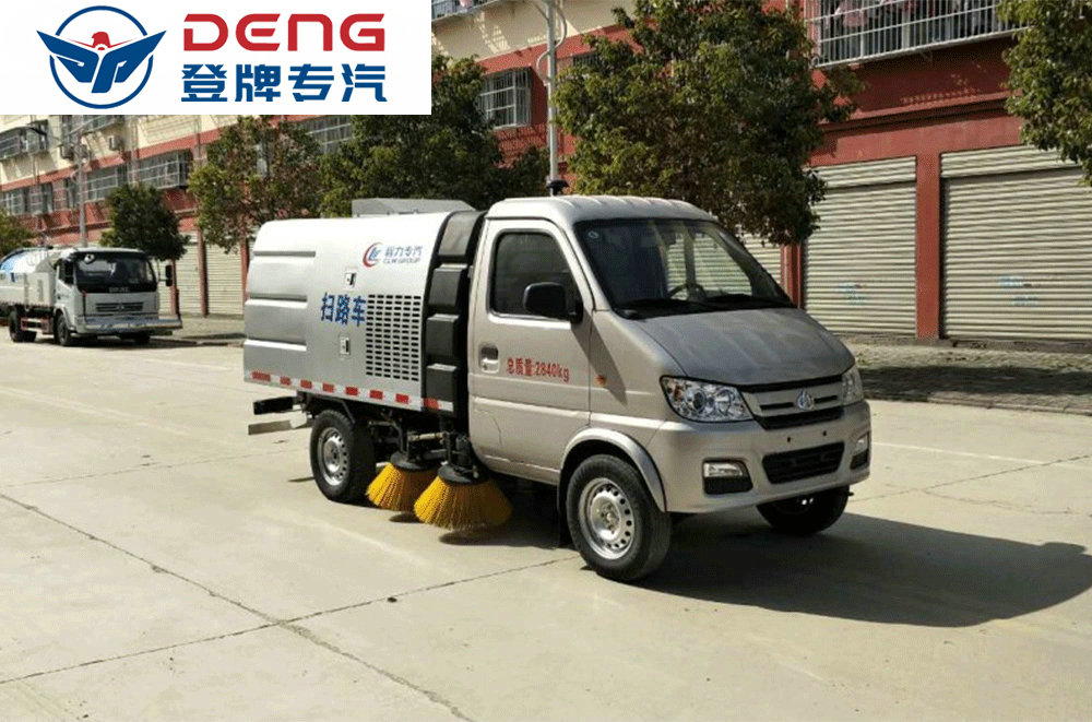长安小型扫路车_08