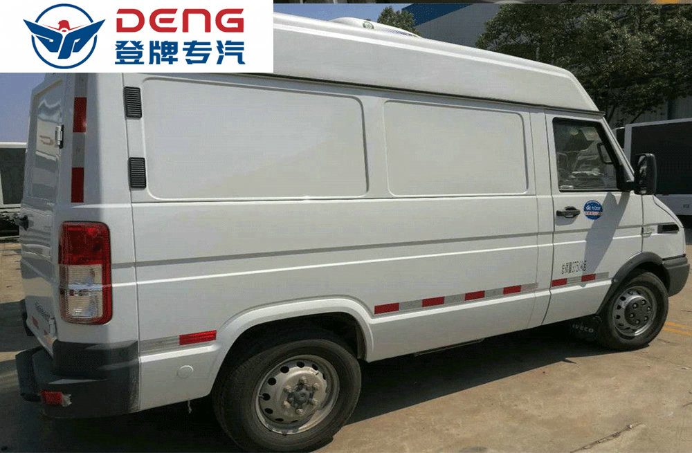依维柯CLW5040XLCN5冷藏车_08