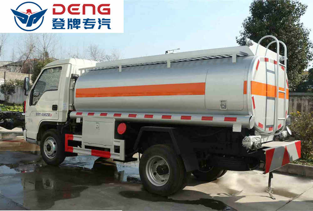 福田3立方不上户加油车_10