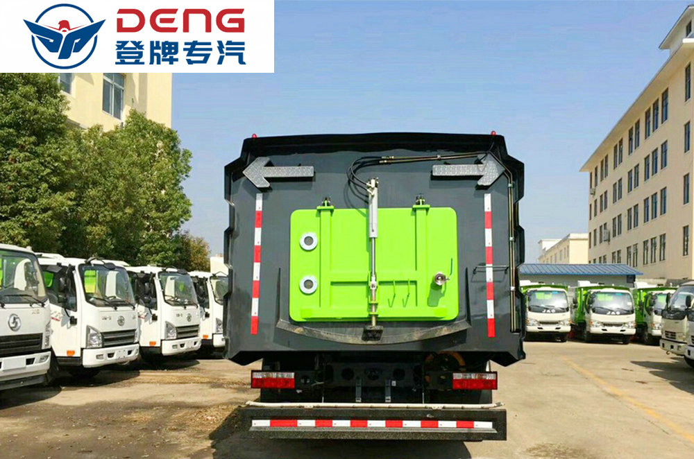 东风D9洗扫车（10方）_10