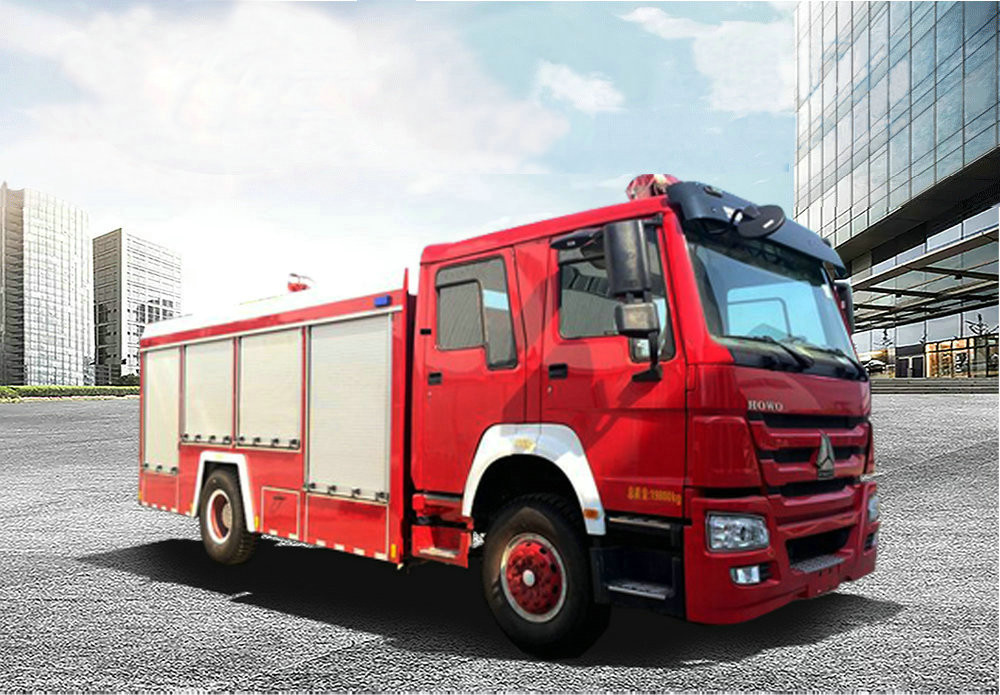 豪沃ZZ5207N4617E5消防车_02