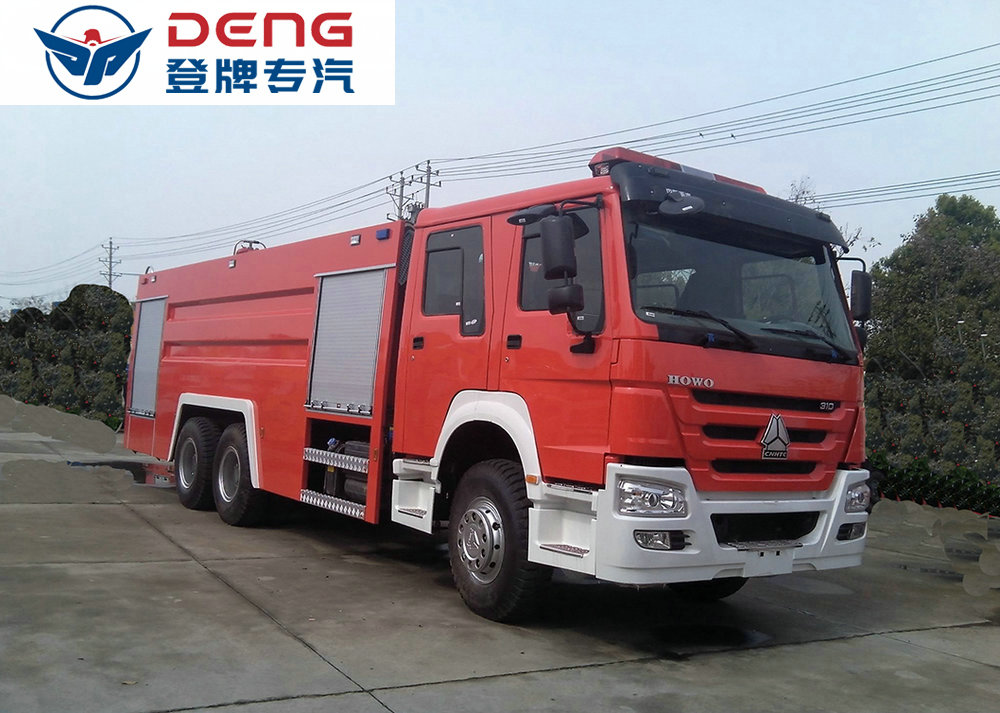 豪沃8吨泡沫消防车_06