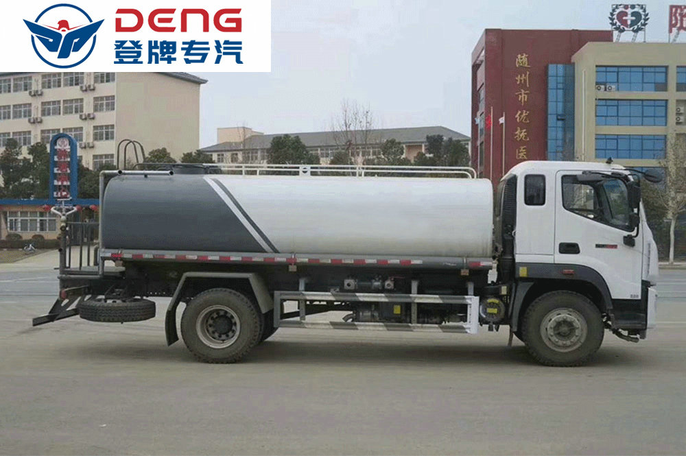 福田15吨瑞沃ES5国六洒水车_08