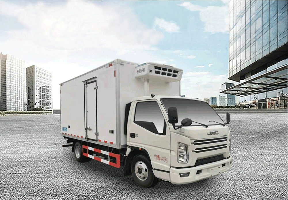 国六江铃130马力宽体冷藏车_02