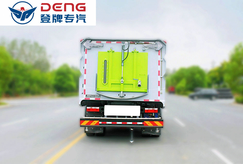 国六东风D9扫路车_09