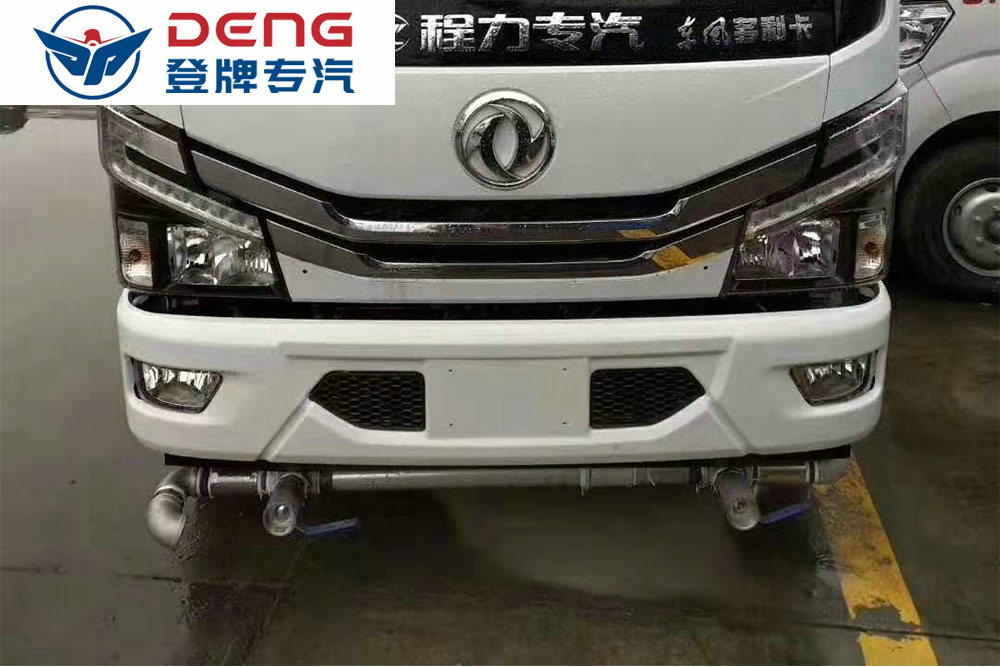 国六东风多利卡5方洒水车_10