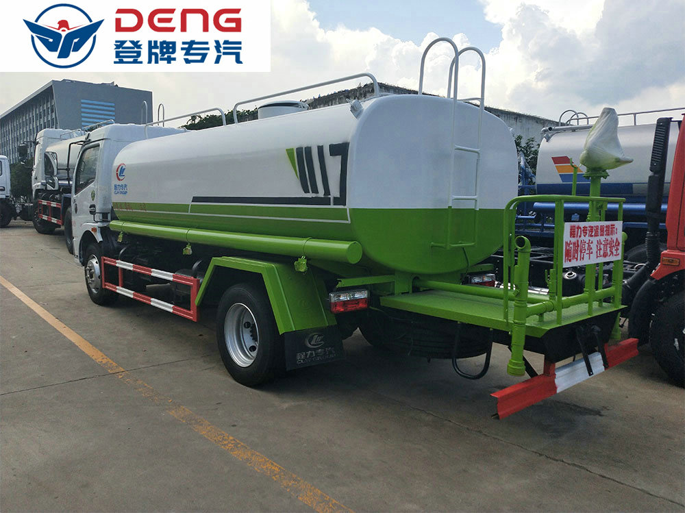国六凯普特D7洒水车_10